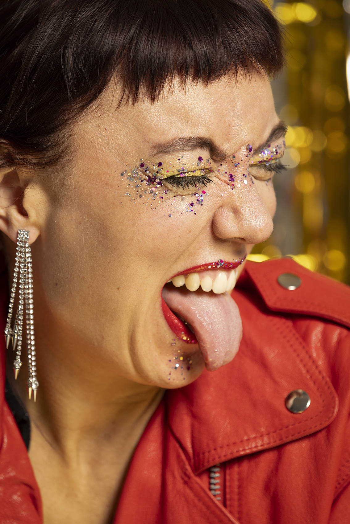 Apricot Magazine – Alix Of Tomorrow Silences The Chaos With Sparkling New Single