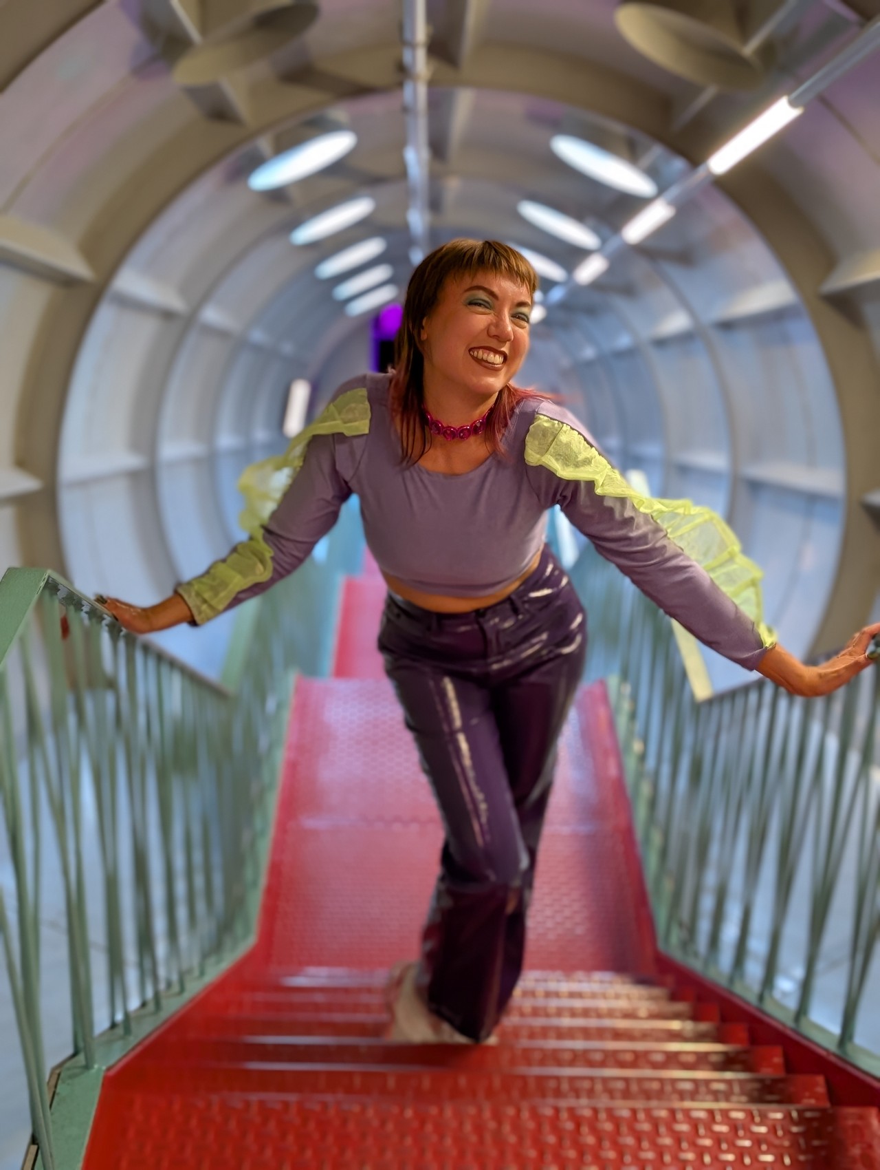 Mesmerized – Alix of Tomorrow Unveils Inquisitive Electro-Pop Anthem ‘Alien’